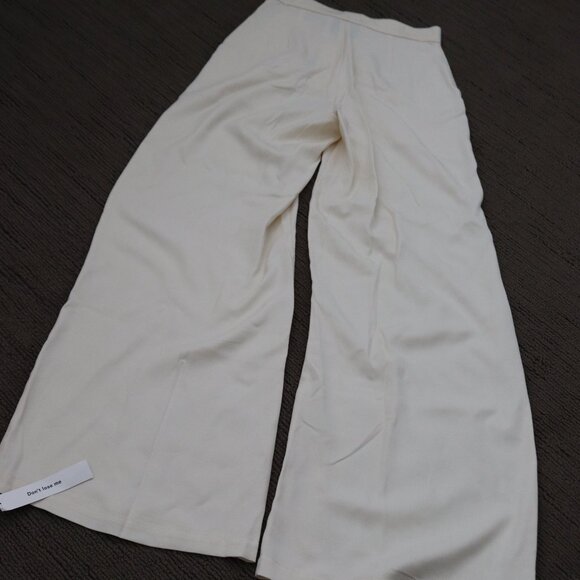 NWT REFORMATION Taryn Two Piece - Sugar Size 0 - Picture 12 of 12